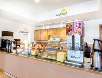 Days & By Wyndham Hotel